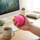 1 x Igelball Stachelball ca.10 cm in diversen Farben